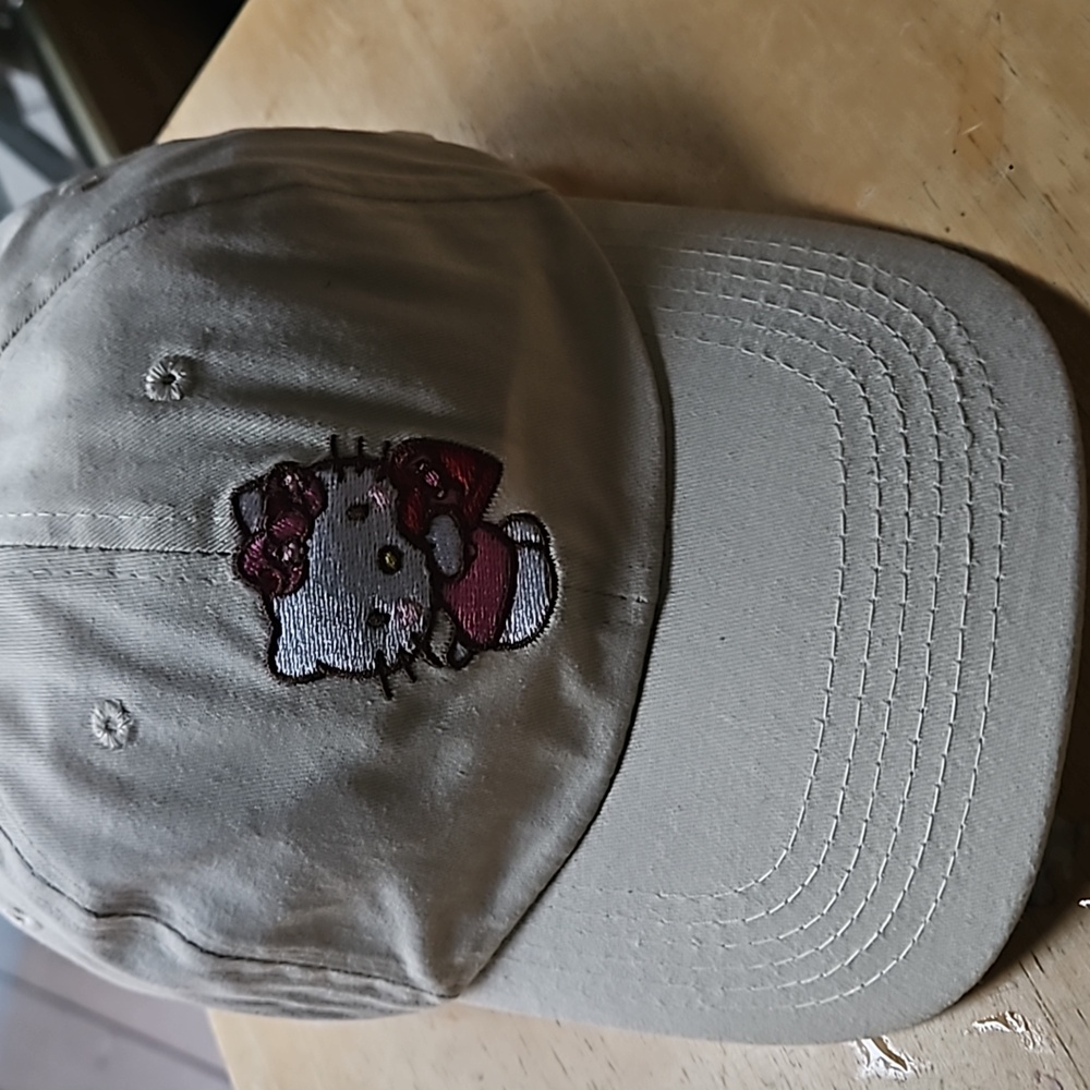 HELLO KITTY BASEBALL CAP